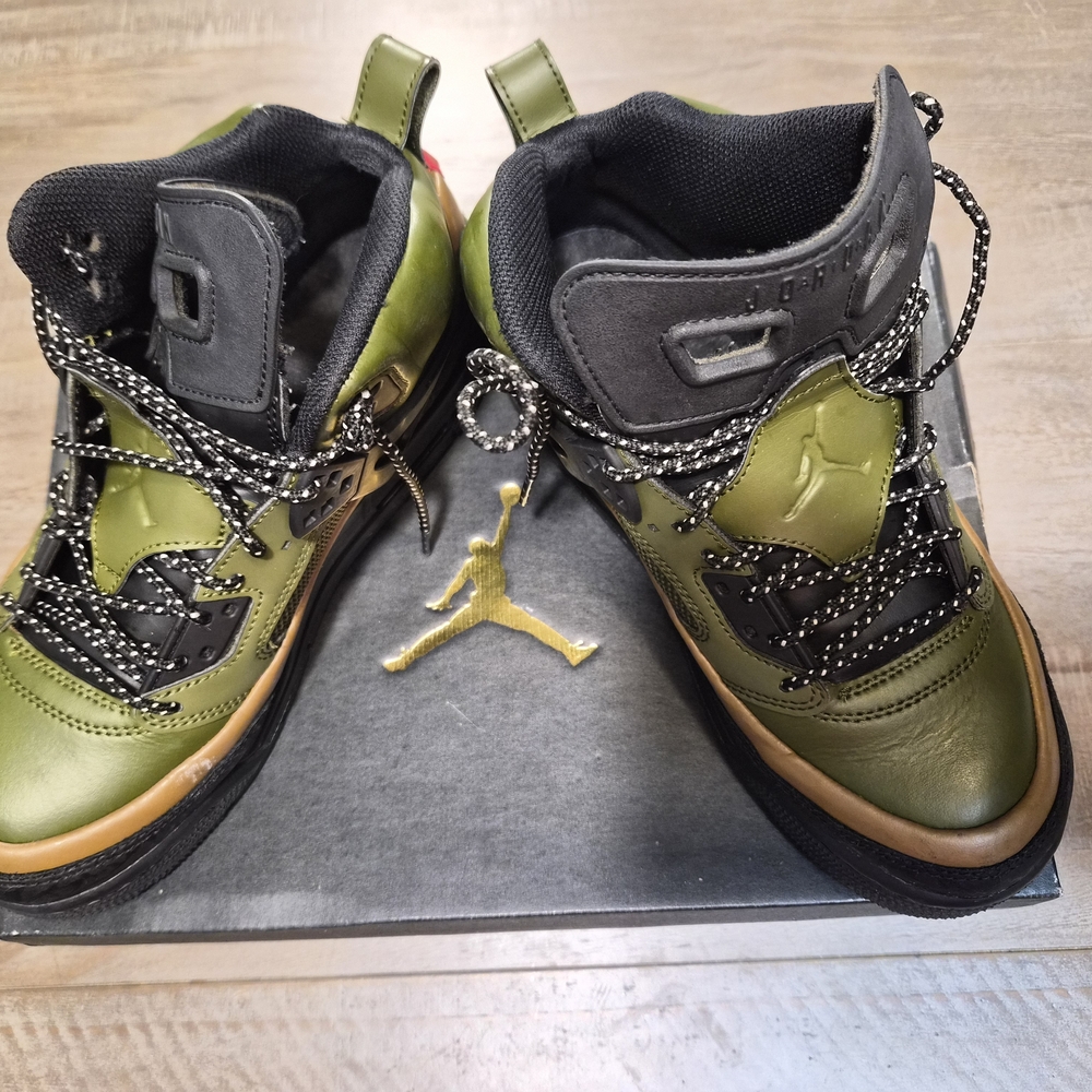 Jordan Kids' Green and Black Sneakers